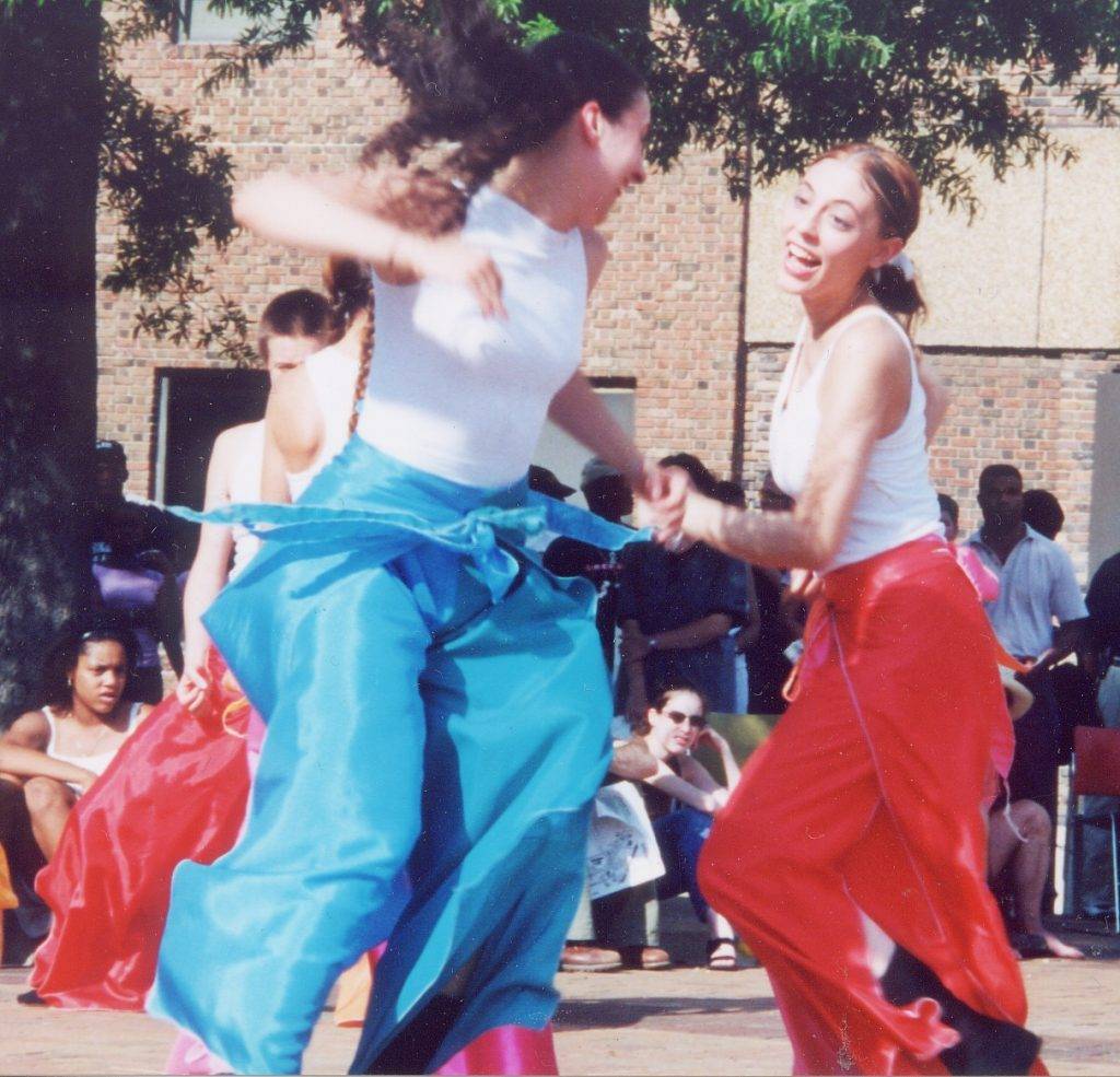 Melissa Webb and Marissa DeVita perform with aminibigcircus at Baltimore's Artscape 2000